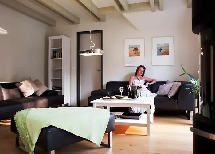 Akelei - Sauna, Kamin & Balkon Zingst